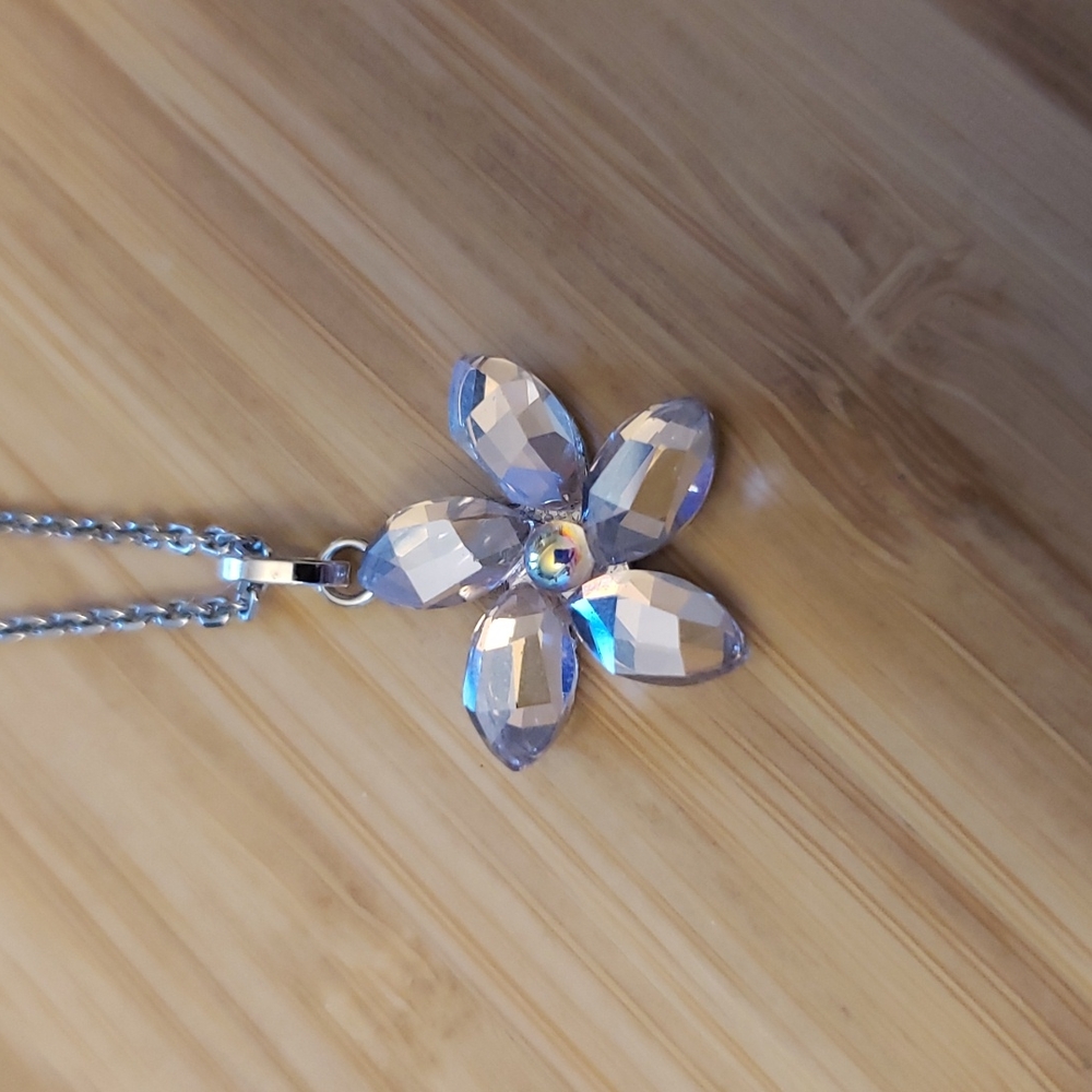 Swarovski flower crystal necklace